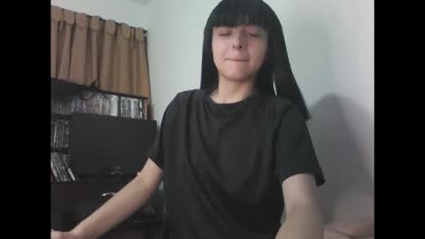 finnky1 online show from April 19, 1:06 am