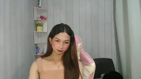 fionaraya online show from March 11, 9:13 am