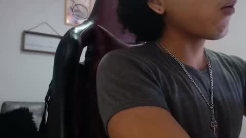 fire_boy69 online show from October 19, 3:38 pm