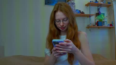 fire_luna online show from March 9, 5:45 am