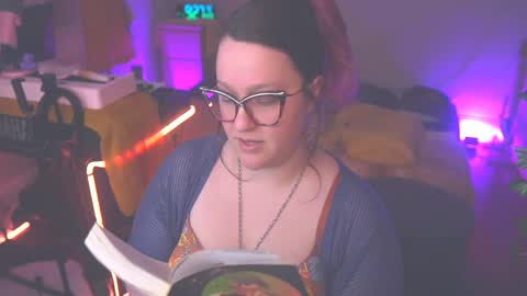 Lio Roxy online show from April 4, 1:23 am