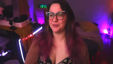 Lio Roxy online show from April 16, 3:17 am