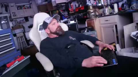 fishyfishy6460 online show from April 3, 2:51 am