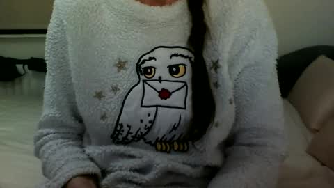 Snapshot of fitbut chatting on February 10, 8:21 pm Fitbut online show from February 10, 8:21 pm