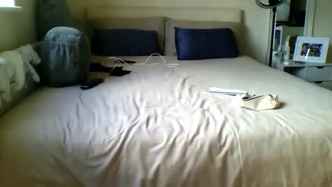 Snapshot of fitbut chatting on October 5, 11:07 am Fitbut online show from October 5, 11:07 am