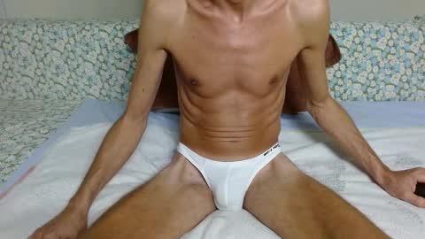 Snapshot of fithotguy90 chatting on September 13, 4:31 pm Luis online show from September 13, 4:31 pm