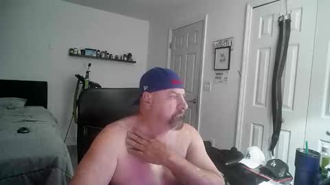 Florida guy online show from December 17, 4:19 am