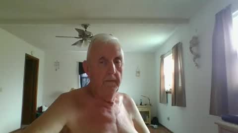 flamale65to online show from March 16, 9:41 pm