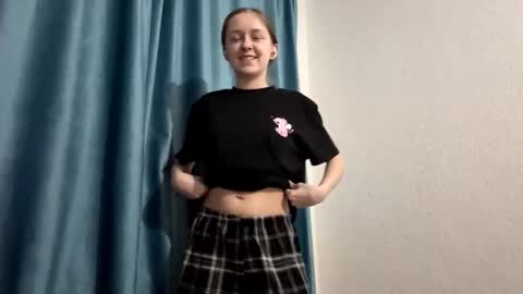 Emma online show from March 4, 6:49 pm