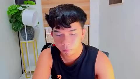 fletcher_dior23 online show from December 3, 6:58 am