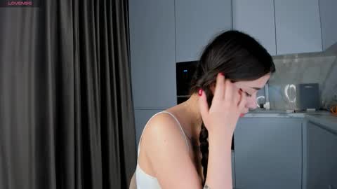 Emely  online show from September 21, 5:06 pm