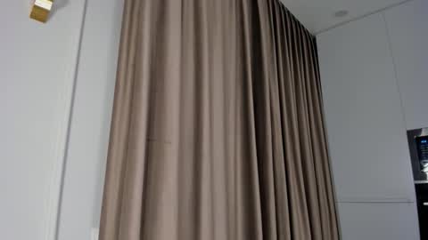 Emely  online show from October 31, 1:55 pm