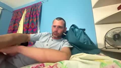 floridaman320 online show from November 19, 1:05 am