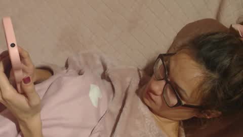 say meow and send tip  online show from November 21, 1:36 am