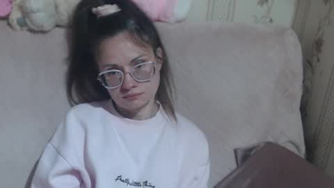 say meow and send tip  online show from April 19, 1:12 pm