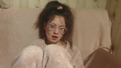 say meow and send tip  online show from March 11, 7:39 pm