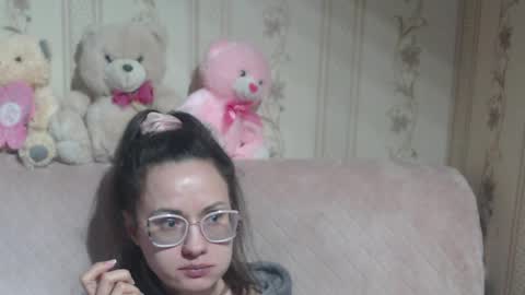 say meow and send tip  online show from March 27, 4:52 pm