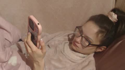 say meow and send tip  online show from February 19, 7:07 am