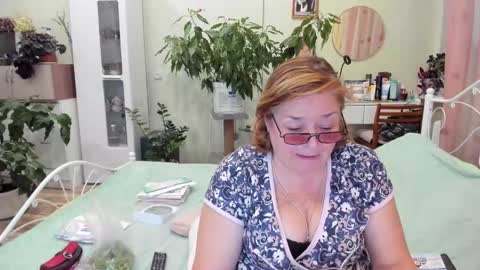 Flowerlower online show from October 9, 6:24 pm