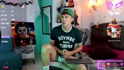 flowers109 online show from November 4, 11:17 pm