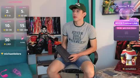 flowers109 online show from April 5, 10:40 pm