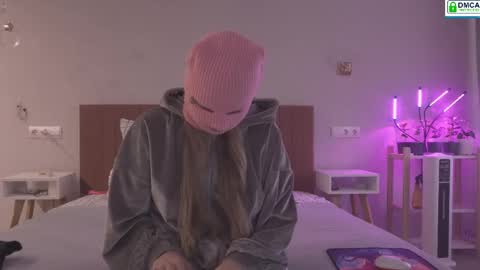 Fluffy and Krut online show from March 3, 5:20 am