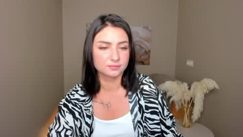 Lina online show from July 21, 12:01 am