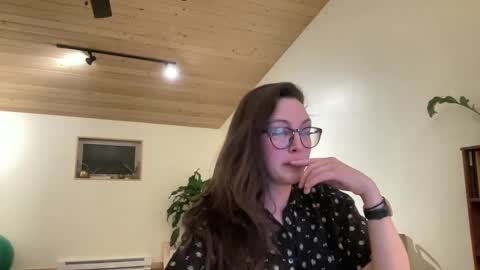 formicaforest online show from February 23, 2:07 am