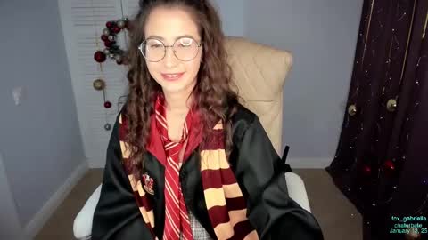 Jasmine Im back online show from January 13, 6:05 pm