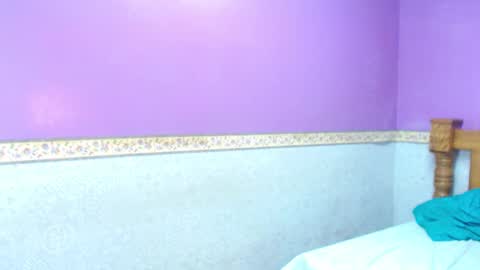 Ella online show from March 8, 6:16 pm