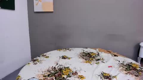 foxyhillx online show from June 26, 5:13 am