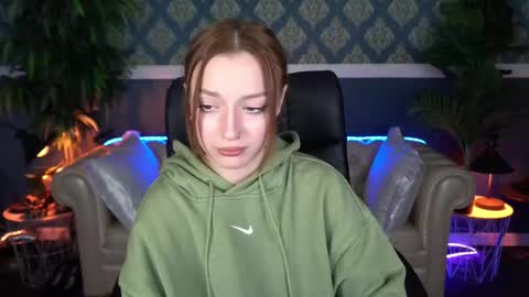 Maya online show from April 17, 2:19 pm