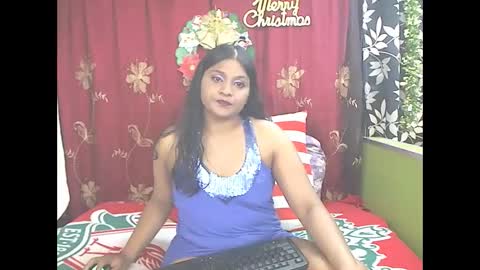 foxyyindian online show from December 15, 6:31 am