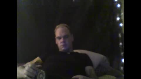 fr3akyj online show from December 19, 9:16 am