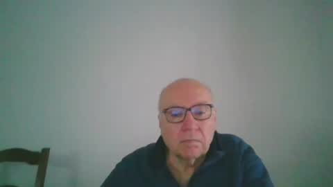 Snapshot of fra94 chatting on January 15, 2:13 pm fra94 online show from January 15, 2:13 pm