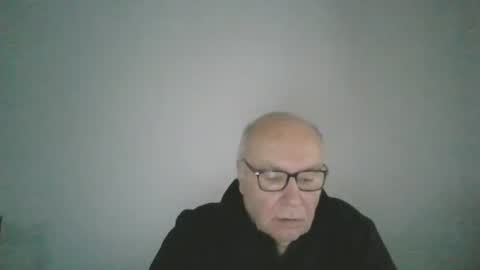 Snapshot of fra94 chatting on December 14, 2:00 pm fra94 online show from December 14, 2:00 pm