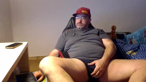 Fraboys online show from March 21, 8:19 am