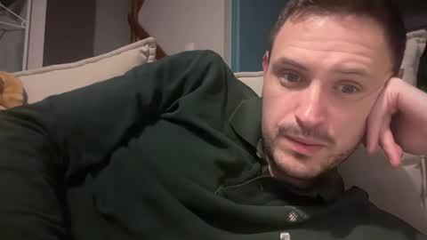 fraisetagada359 online show from December 16, 8:37 pm