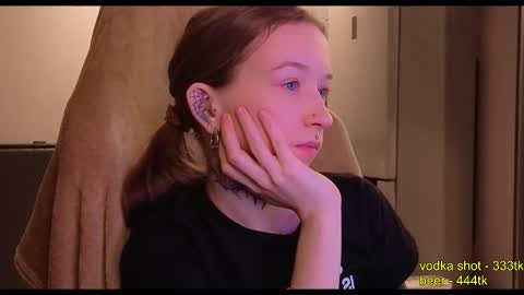 fran_bow online show from November 13, 2:47 am