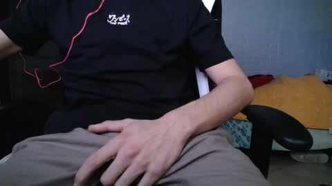 franceghj99 online show from November 25, 8:07 pm