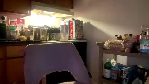 francescafey online show from March 1, 8:45 am