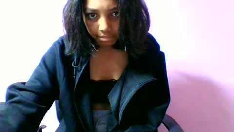 francia333068 online show from June 17, 6:35 pm