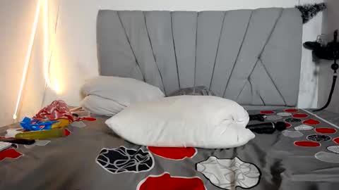 francihot4 online show from January 15, 1:58 am