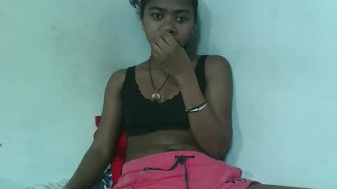 francinealdy online show from October 31, 8:04 am