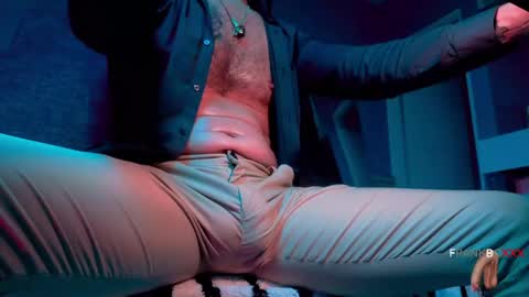 Frankboxxx and mat online show from May 4, 5:58 am