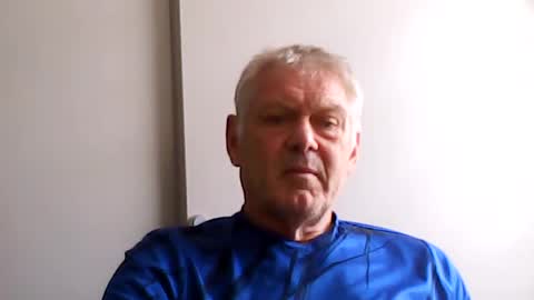 frannkboy61 online show from July 22, 10:17 am