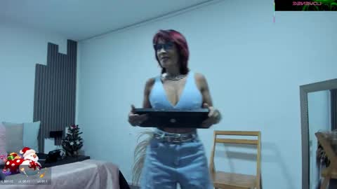Fransheska online show from December 13, 7:53 pm