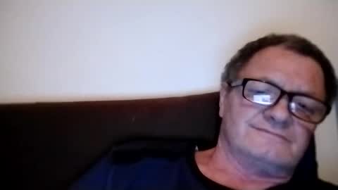 Wolfi online show from December 15, 12:56 pm