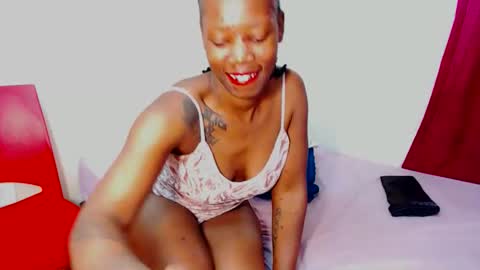 FreakyScarlet00 online show from October 20, 11:32 pm