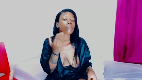 FreakyScarlet00 online show from November 22, 10:35 am